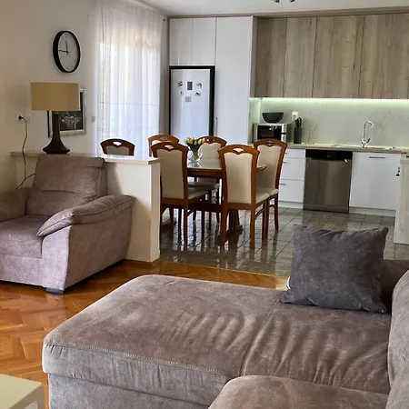 Marr Apartmán Makarská