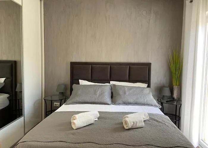 Marr * Макарська