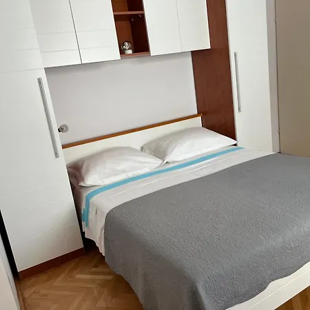 Marr Makarska